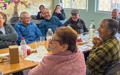 Una mañana de encuentro y risas: bingo intergeneracional en San Ramón